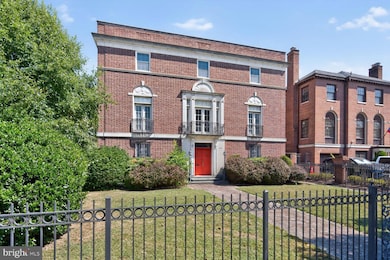 2539 Massachusetts Ave NW, Washington, DC 20008 - photo 5