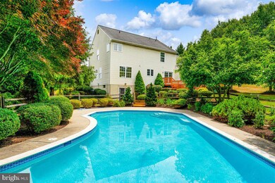 5710 Meyerfield Ct, Sykesville, MD 21784 - photo 2