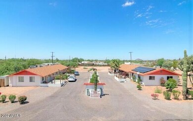 512 N Valley Drive.