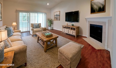 Virtual Staging AI - Living-Rm.1 - Augus