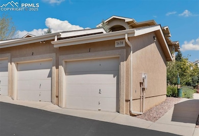 1635 Little Bear Creek Point unit 5, Colorado Springs, CO 80904 - photo 3