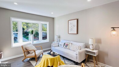 3041 Hickory Grove Ct, Fairfax, VA 22031 - photo 4