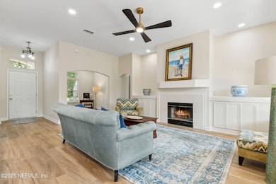 6-web-or-mls-29_2811 Tidewater St
