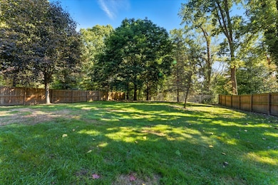 30-web-or-mls-DSC05261 Izabella Wood