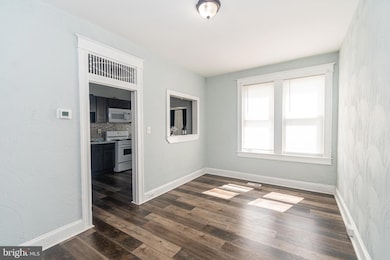 409 N Edgewood St, Baltimore, MD 21229 - photo 3