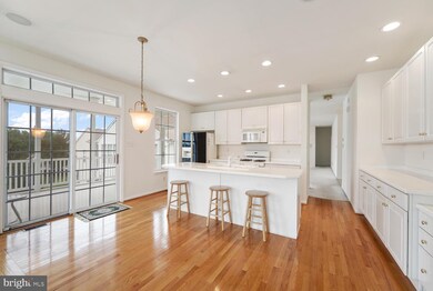 703 E Gray Fox Ln unit 219, Glen Mills, PA 19342 - photo 5