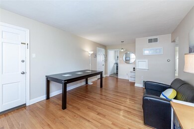 35 Topton Way unit 2E, Saint Louis, MO 63105 - photo 3