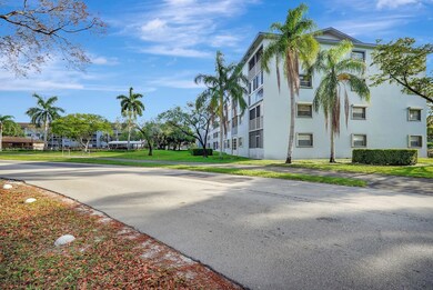 1401 SW 128th Terrace unit 406H, Pembroke Pines, FL 33027 - photo 3