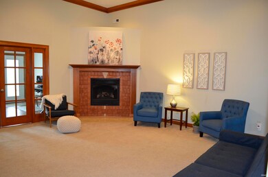 9836 Forest Creek Dr, Fort Wayne, IN 46835 - photo 5