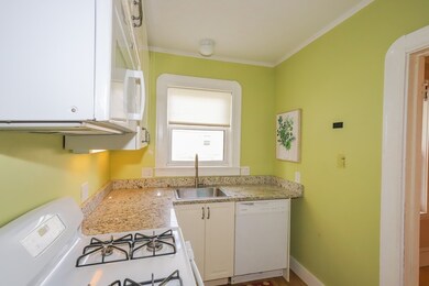71 Farragut Rd, Swampscott, MA 01907 - photo 6