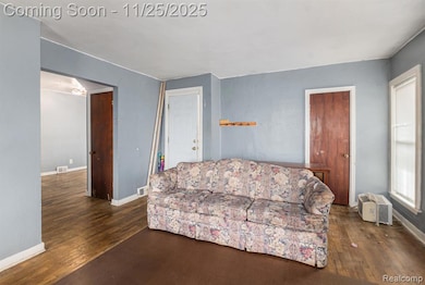 115 Haze St, Lansing, MI 48917 - photo 5