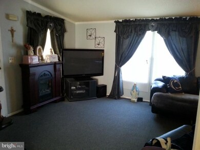 216 Horseshoe Dr, Garnet Valley, PA 19060 - photo 4