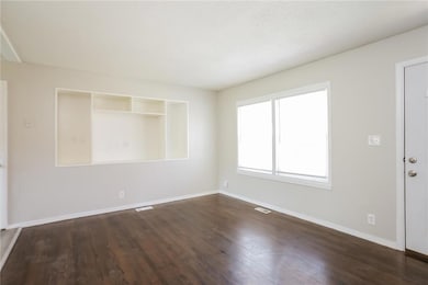 9310 Lewis Ave, Kansas City, MO 64138 - photo 4