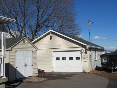 429 Gibbons St, Scranton, PA 18505 - photo 4