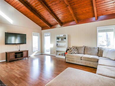 2501 Shelia Dr, Greensboro, NC 27406 - photo 7