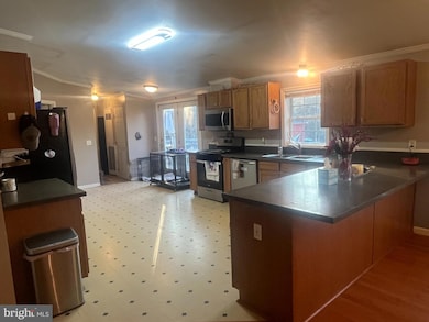 106 Vaquero Dr, Martinsburg, WV 25403 - photo 5