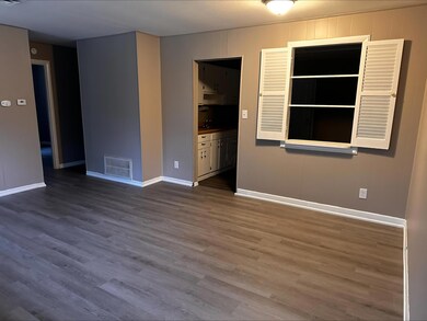 1559 Vilardo Ln, Columbus, OH 43227 - photo 2