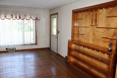 89 Elm St N, Barre, MA 01005 - photo 6