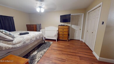 128 Darwins Dr, Lucedale, MS 39452 - photo 4