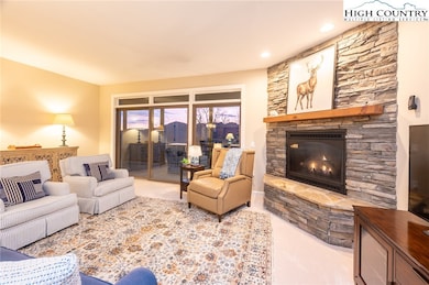 120 Pleasant View unit 11C, Sugar Mountain, NC 28604 - photo 7