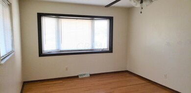 family room 2 --942