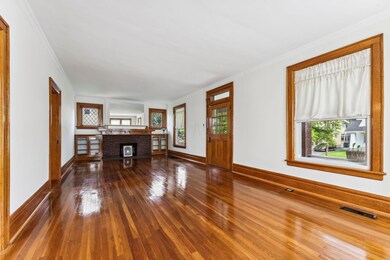 2-web-or-mls-179-eldon-ave