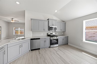 10291 Pelican Hill Ln, Cleveland, TX 77327 - photo 7