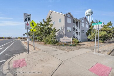 103 23rd Ave Unit 5 South-large-007-036-