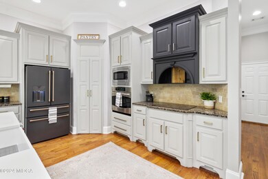 115 Birch Cir-3848