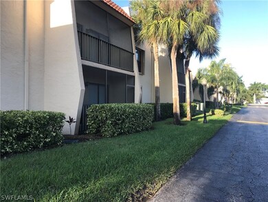 12501 Mcgregor Blvd unit 10, Fort Myers, FL 33919 - photo 3