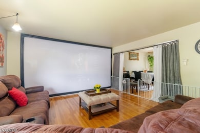 4-46 Boyd Ave unit 1X, Fair Lawn, NJ 07410 - photo 5