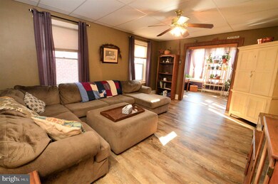 319 S 18th St, Allentown, PA 18104 - photo 7