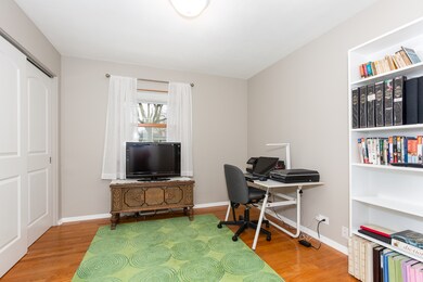 329 Tanoak Ln, Naperville, IL 60540 - photo 3