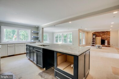 8707 Eaglebrook Ct, Alexandria, VA 22308 - photo 3