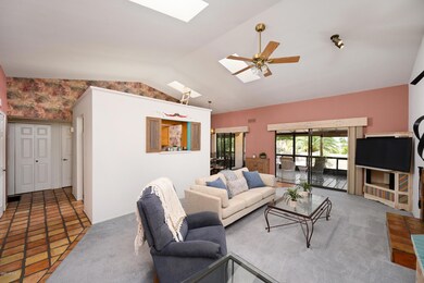 2652N61stSt-6