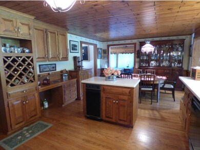 10 Schoolhouse Rd, Center Tuftonboro, NH 03816 - photo 4