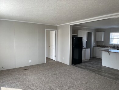 46000 Geddes Rd unit 404, Canton, MI 48188 - photo 4