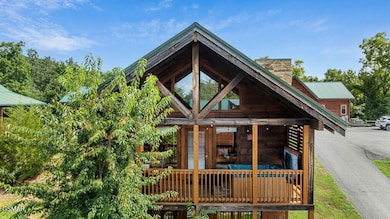 3229 White Falcon Way, Pigeon Forge, TN 37863 - photo 2