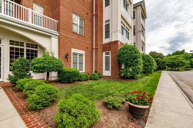 002-275923-35-225 23rd St SW Apt 102-019