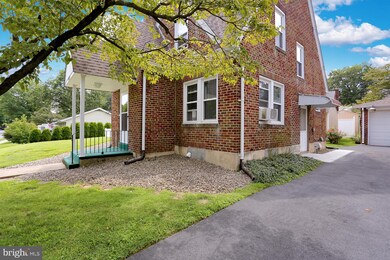 402 Jefferson Blvd, Reading, PA 19609 - photo 6