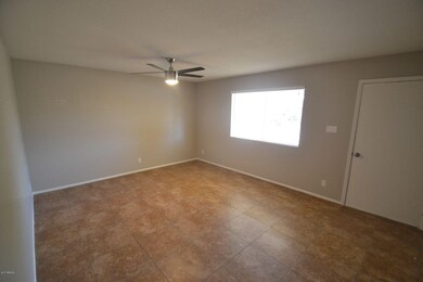 5 Living Room