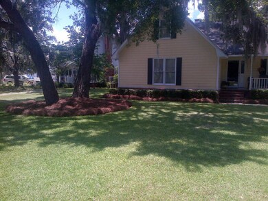 Pristine View Front 1