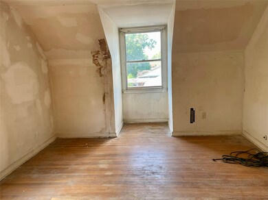 3030 Roe Dr, Houston, TX 77087 - photo 5