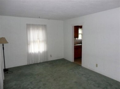 135 N Ernest St, Griffith, IN 46319 - photo 4