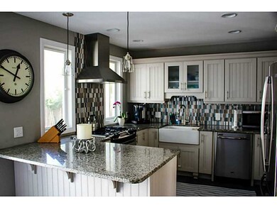 52 E Bowery St, Newport, RI 02840 - photo 3