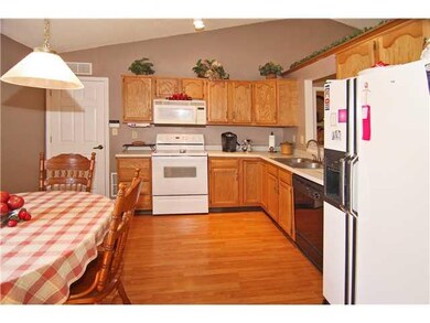 1180 Matthews Ct, Franklin, IN 46131 - photo 7