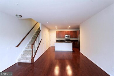 3024 Rittenhouse Cir unit 37, Fairfax, VA 22031 - photo 2