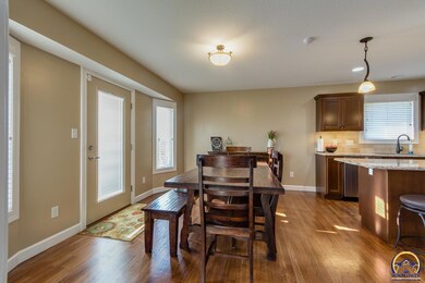 4316 SW Misty Harbor Dr, Topeka, KS 66610 - photo 5