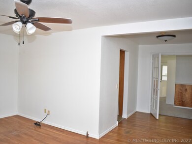 707 S College Ave, Tahlequah, OK 74464 - photo 3