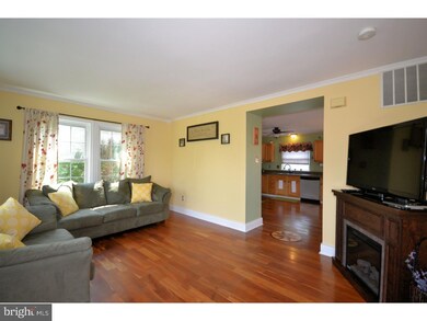 3414 Westview Dr, Perkiomenville, PA 18074 - photo 5